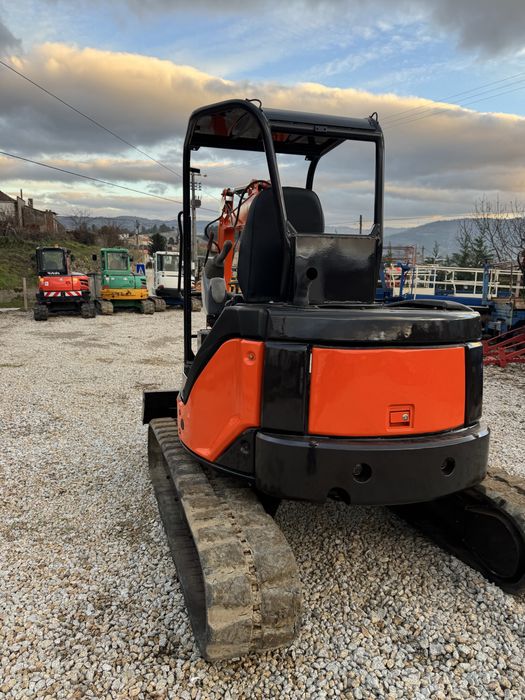 Mini giratoria hitachi