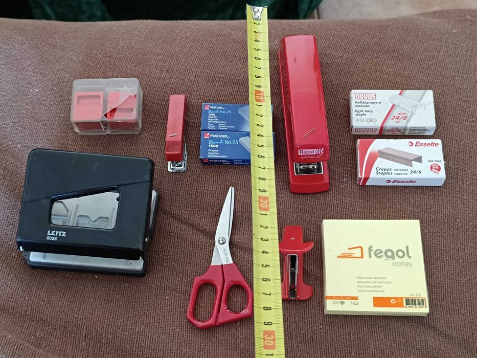 Conjunto de Material Escolar de Escritório vermelho