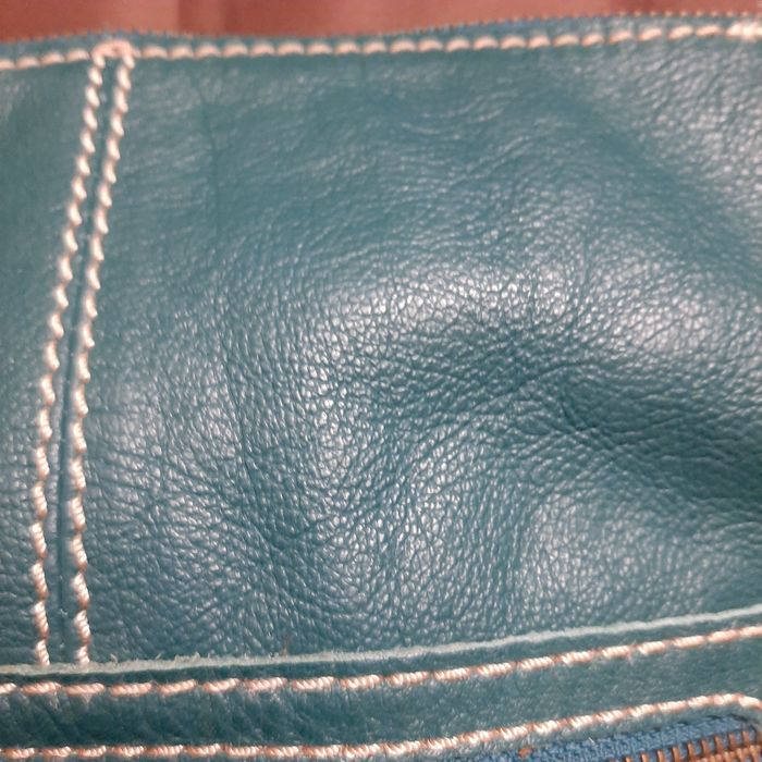 Кожаная сумка в отличном состоянии.