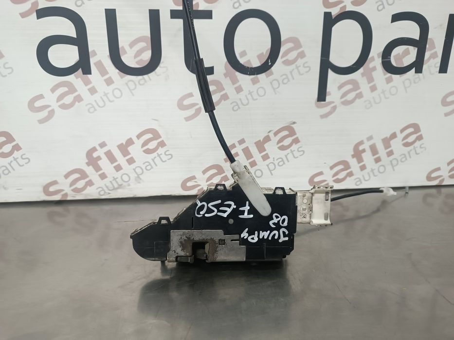Fechadura / Fecho Porta Frente Esquerdo CITROËN JUMPY II - 9681335380