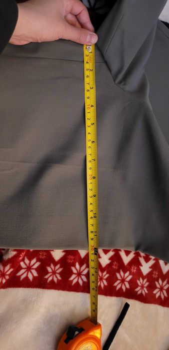 khaki spodnie prosty krój średni stan eleganckie Zara M 38 wełna wool
