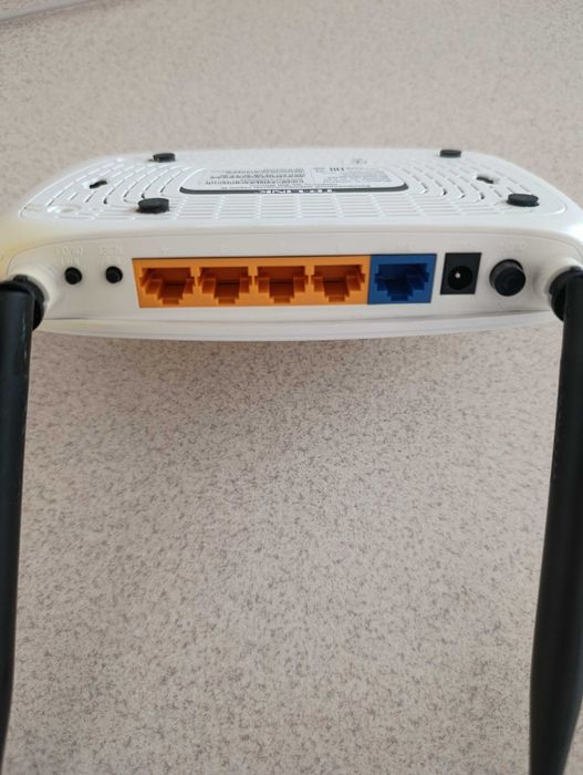 Роутер Tp-link 300 Mbs wireless TL-WR841N