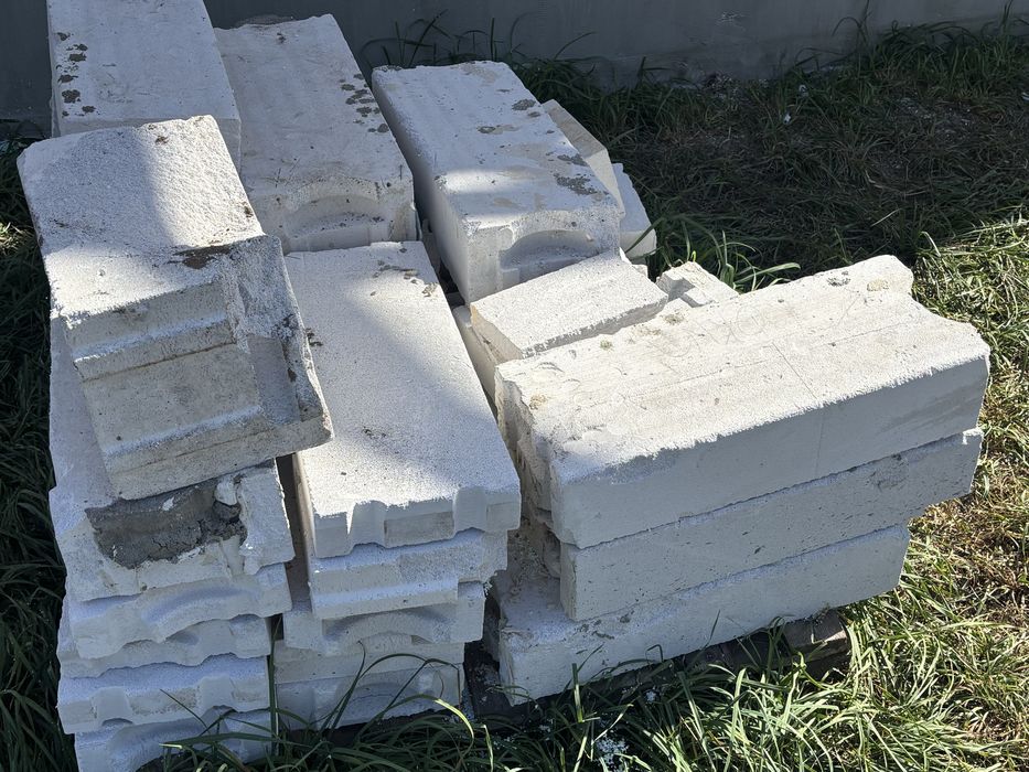Pozostałości po budowie h+h styropian eps 15cm 20cm