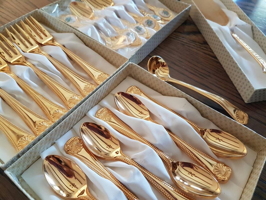 Talheres banhados a ouro