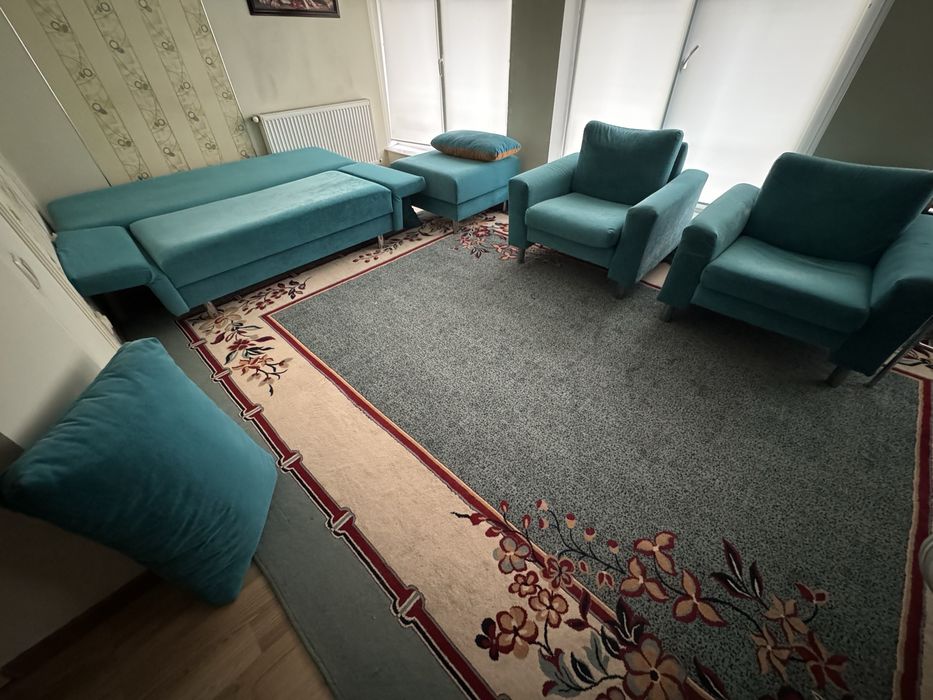 Комплект мягких меблів