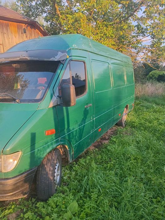 Продам буса 2.3 простий дизель