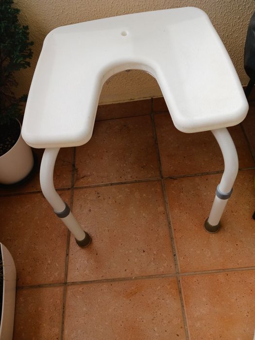 Banco ortopédico para base de chuveiro ou  banheira