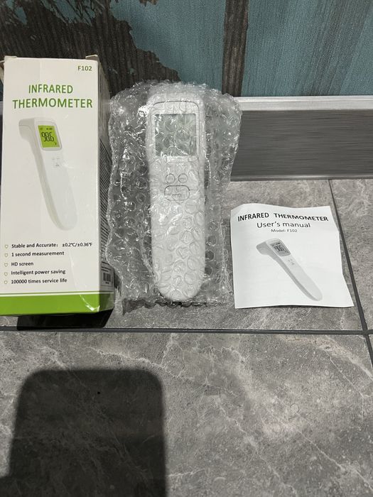 Бесконтактный инфракрасный термометр Visionsky F102