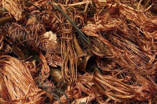 Sucatas: Metal, cobre e outros