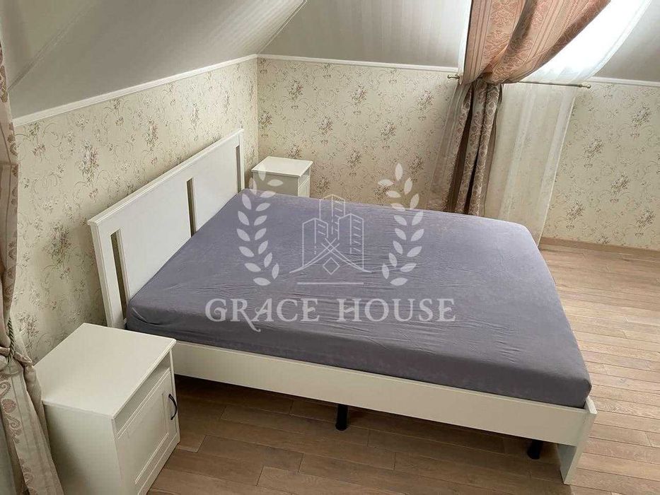 Продаж будинку 270м у лісу Старі Петрівці 15 соток землі перша лінія