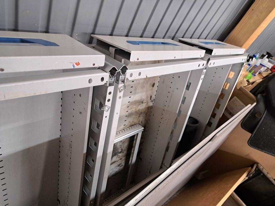 Szuflady do VW Caddy