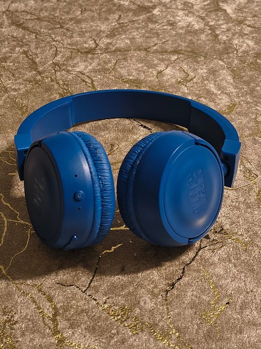 Witam sprzedam słuchawki JBL T450BT