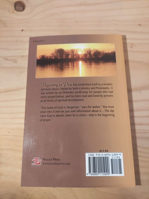 Livro "Beginning to Pray" de Anthony Bloom – como novo