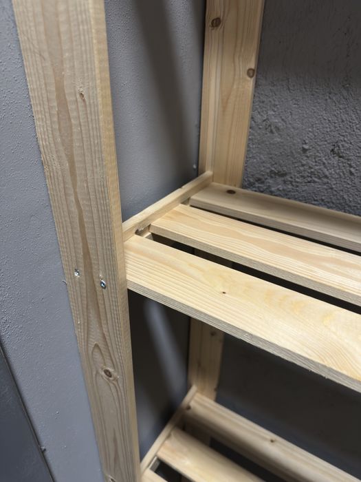 Estante IKEA em pinho – 161x65x28 cm