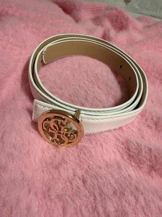 Bialy pasek guess