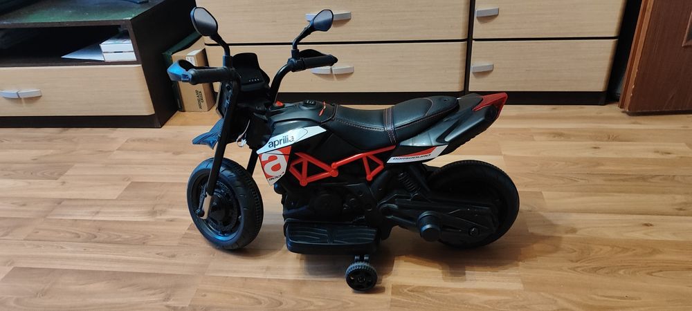 Motocykl na akumulator Aprilia