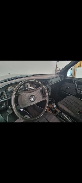 Mercedes 190D 2.0