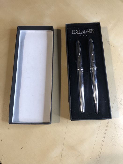 Canetas Marca Balmain