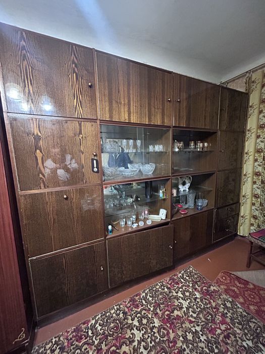 Меблева стінка  із сервантом для вітальні