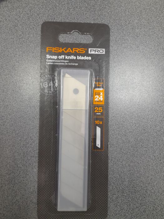 Леза сегментовані Fiskars pro carbon max Finland  для ножа