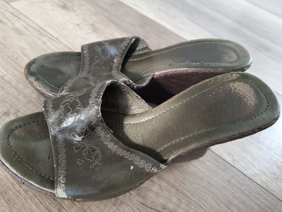 Klapki damskie na koturnie rozmiar 38