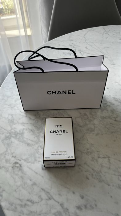 Chanel nowa papierowa torba z logo i pudełko Chanel z logo