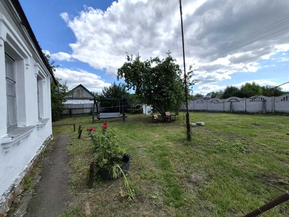 Продаж цегляного будинку біля базару, смт. Брусилів, ДЕРЖПРОГРАМИ