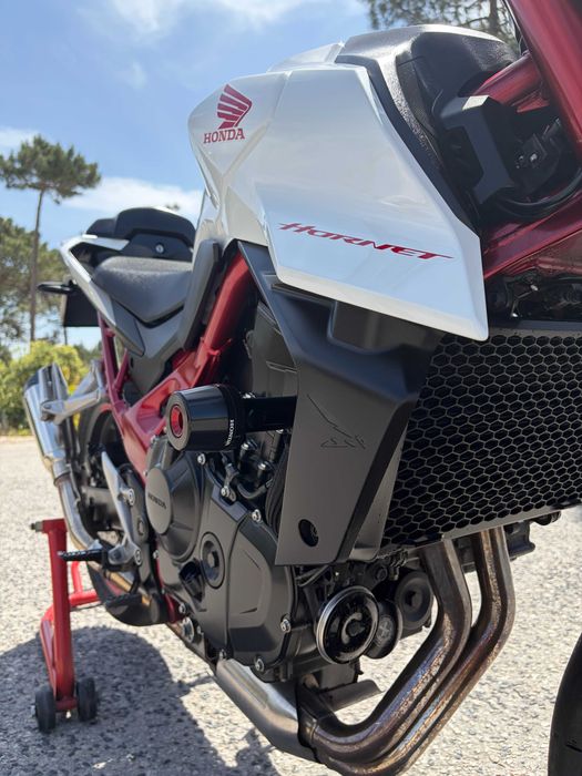 Honda CB750 Hornet