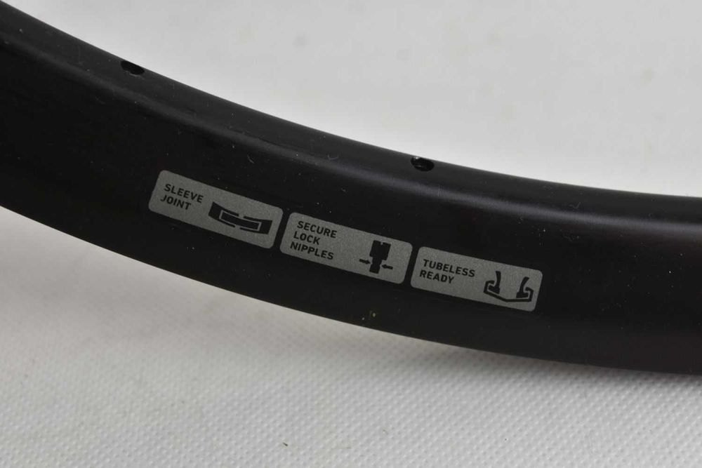 NIEUŻYWANA obręcz ROSE R thirty disc ! 622x19 ! 32ot. ! 28' !