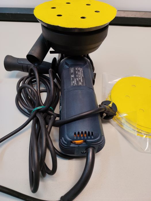 Lixadeira excêntrica Bosch  GEX 150 ACE com regulação de velocidade