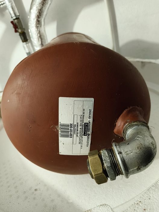 Naczynie wyrównawcze 30 litrów.
