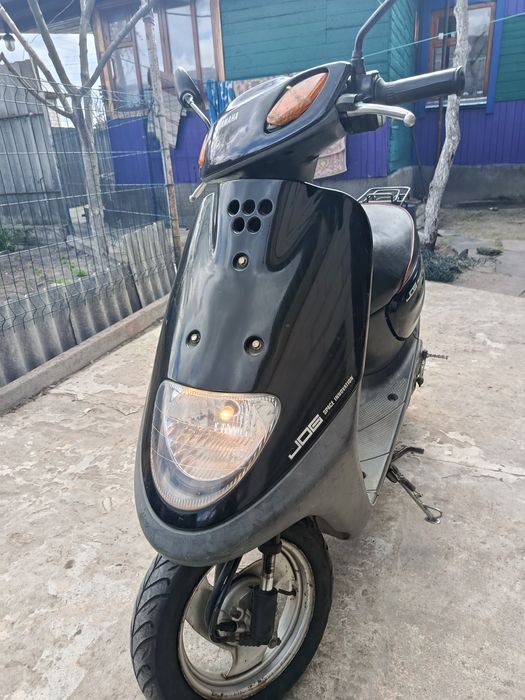Продам скутер Ямаха Джок 10 1998г.в
