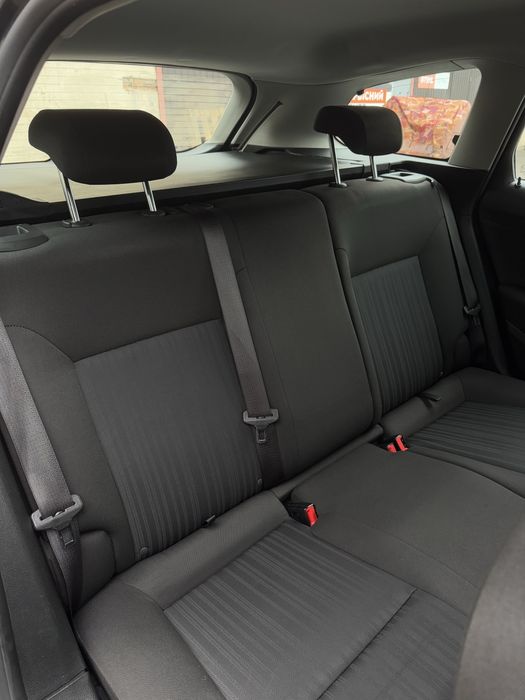 OPEL ASTRA J  2011 рік