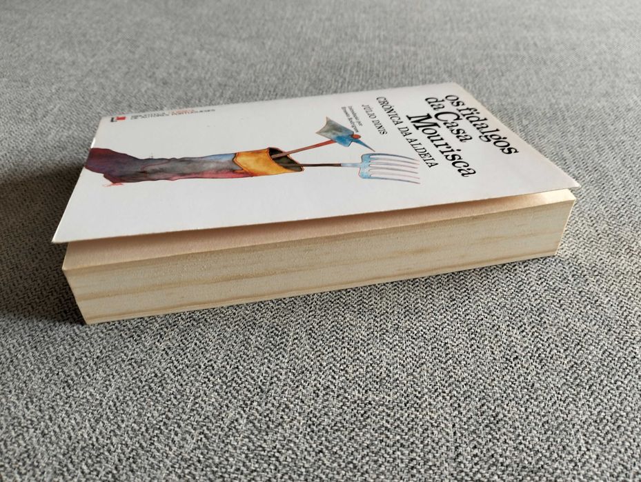 Livro "Os fidalgos da casa Mourisca" de Júlio Dinis