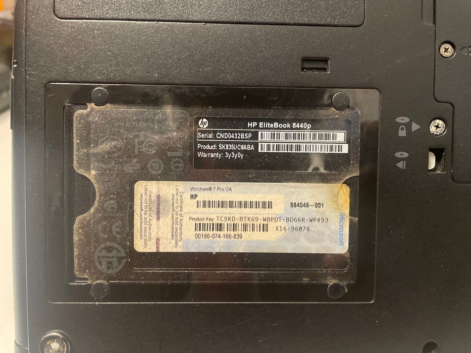 Lenovo idealpad 1 15IGL7 + Hp Elitebook 8440p and a Free mouse