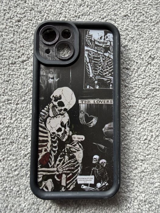 Etui iPhone 14.