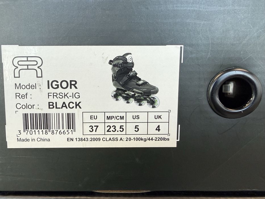 Професійні роликові ковзани FR Skates Igor, розмір 37