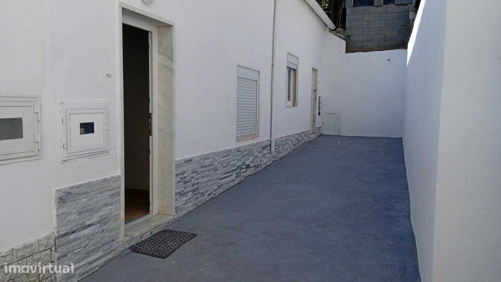 Quarto para arrendamento na Ajuda