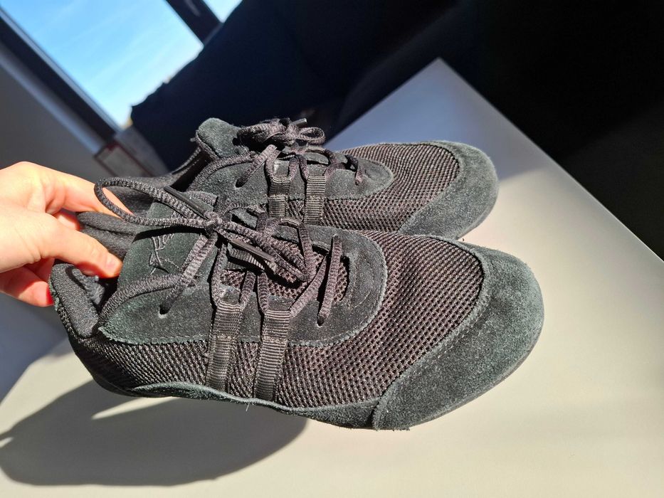 Buty treningówki Sansha Skazz czarne