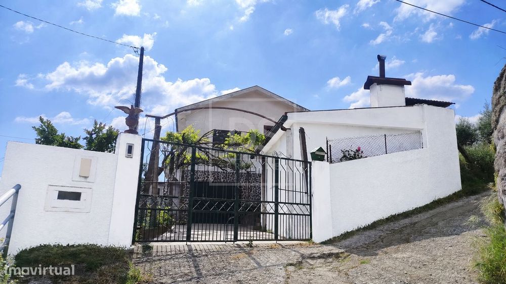Moradia T3 Venda em Gestaçô,Baião