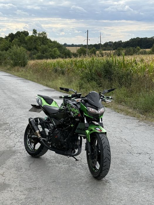Мотоцикл Kawasaki z400