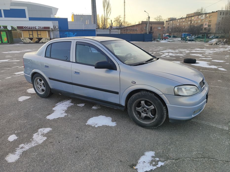 Opel Astra G 1.6 бензин 2002 года