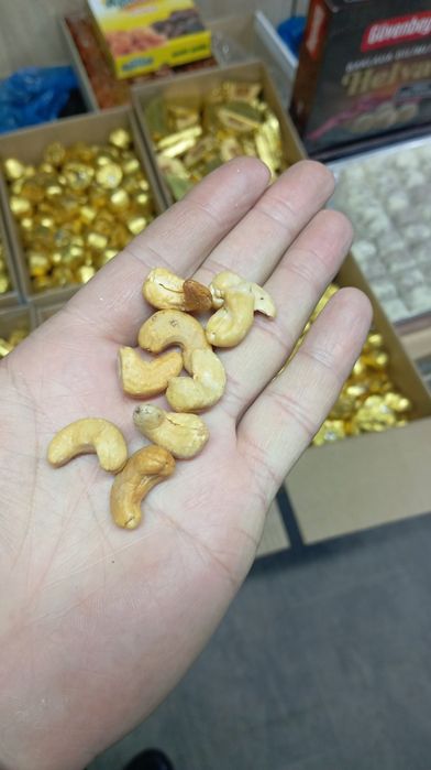 Фисташки, Финики, Инжир, Курага,, манго