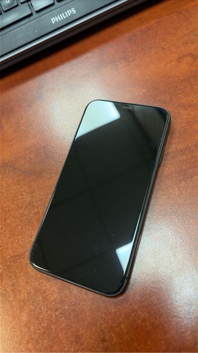 Apple Iphone 11 .