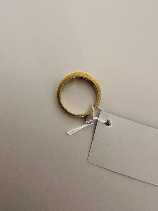 Золотое кольцо с диамантами