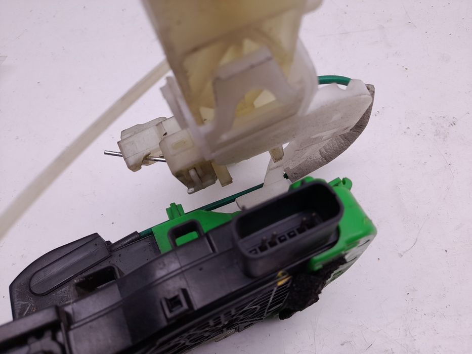 Fechadura / fecho porta frente direito HYUNDAI i40 (VF)