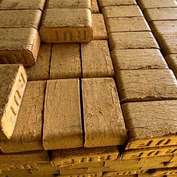 Пелети Брикети Вугілля — продаж без затримок