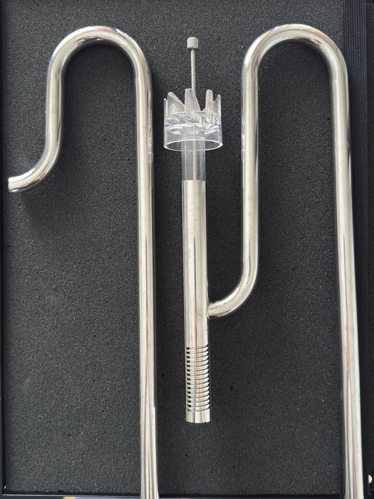 Par de Lily Pipes em metal novos