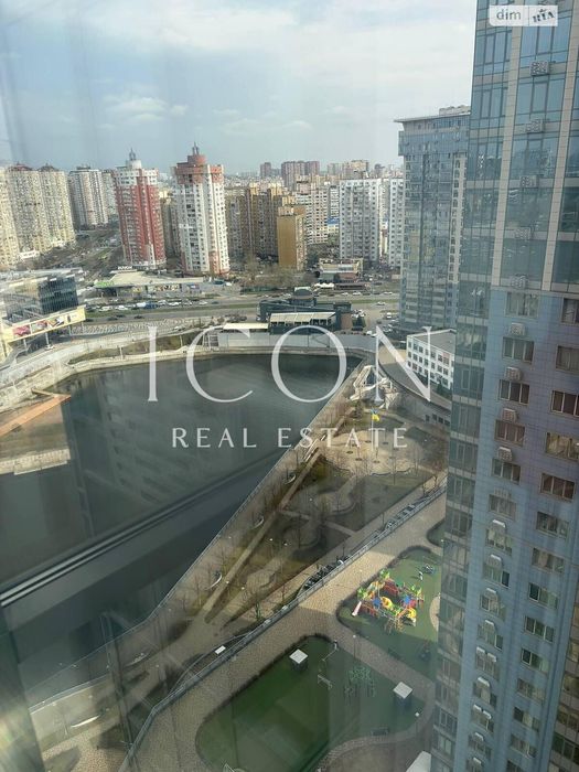 Оренда офісного приміщення площею 59м2у ЖК "RiverStone"
