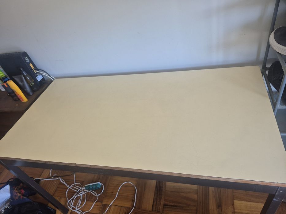 Mesa em ferro maciço486488610355947532